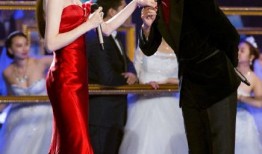 娱乐圈明星情侣爆料,甜蜜背后暗藏心酸真相